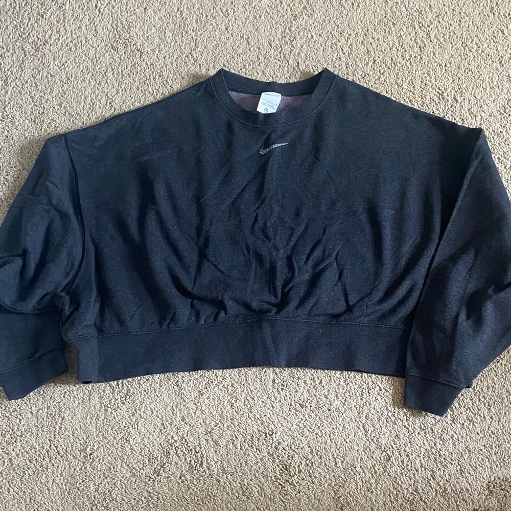 Nike Cropped Crewneck Sweatshirt
